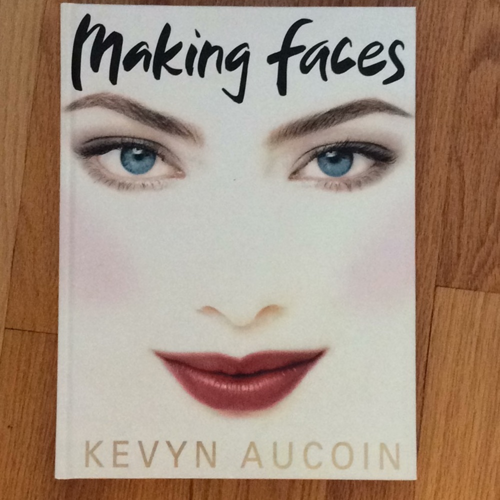 Make Up Book full of ideas!